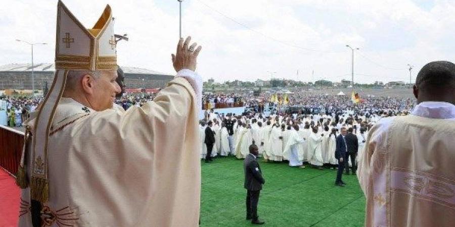 بابا الفاتيكان من دوالا: المعجزة تبدأ بالمشاركة ورسالة قوية للعدالة والتضامن من قلب إفريقيا