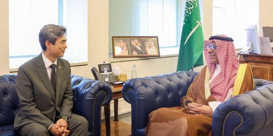 وزير الخارجية يتلقى رسالة خطية من نظيره الكوري تتصل بالعلاقات الثنائية بين البلدين - المساء الاخباري