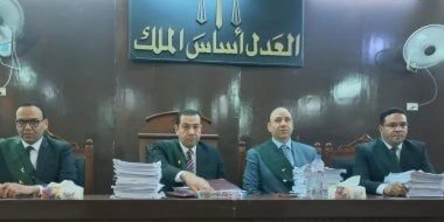 الإعدام لسائق والمشدد 10 سنوات لعامل بتهمة قتل شخص فى قنا