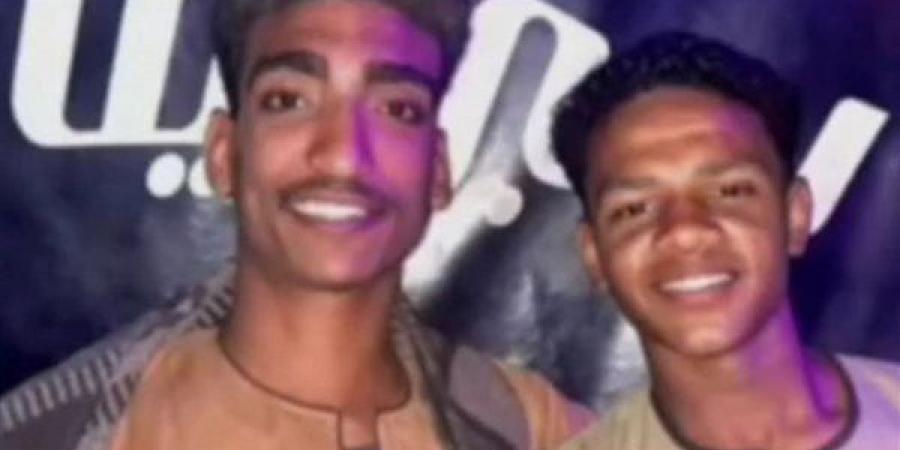 كانوا راجعين من فرح.. مصرع شابين إثر انقلاب دراجة بخارية داخل ترعة بالأقصر | بث مباشر