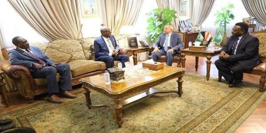 تعزيز التعاون العربي بين السودان والأكاديمية العربية للعلوم والتكنولوجيا في النقل والبنية التحتية