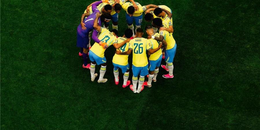 لاعب البرازيل يثير القلق بعد إصابته أمام اليابان.. وفحص طبي مرتقب