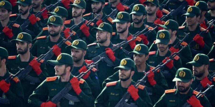 تحرك عسكري إيراني.. وحدات التدخل السريع تنتشر على الحدود