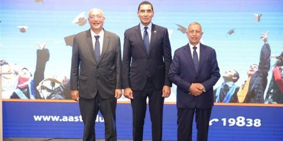 وزير الشباب والرياضة يشهد توقيع بروتوكولات تعاون بين الأكاديمية العربية وعدد من الأندية