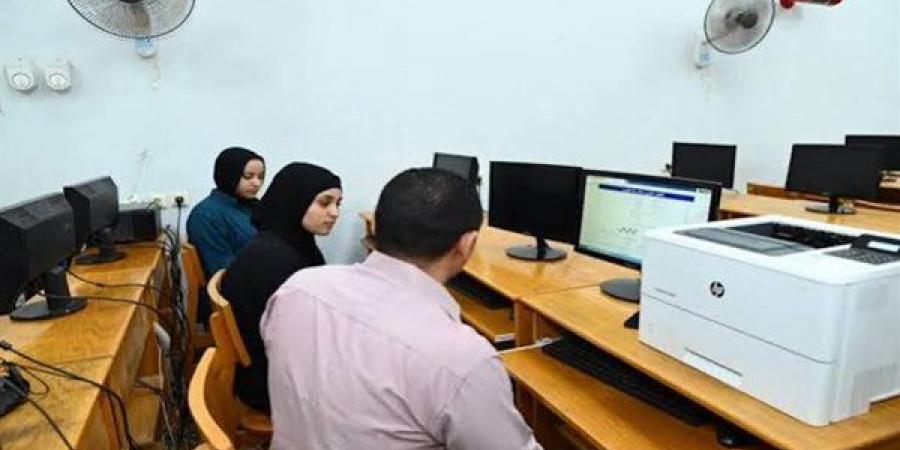 تنسيق المرحلة الثانية 2026.. أماكن شاغرة بكليات ومعاهد التمريض لطلاب علمي