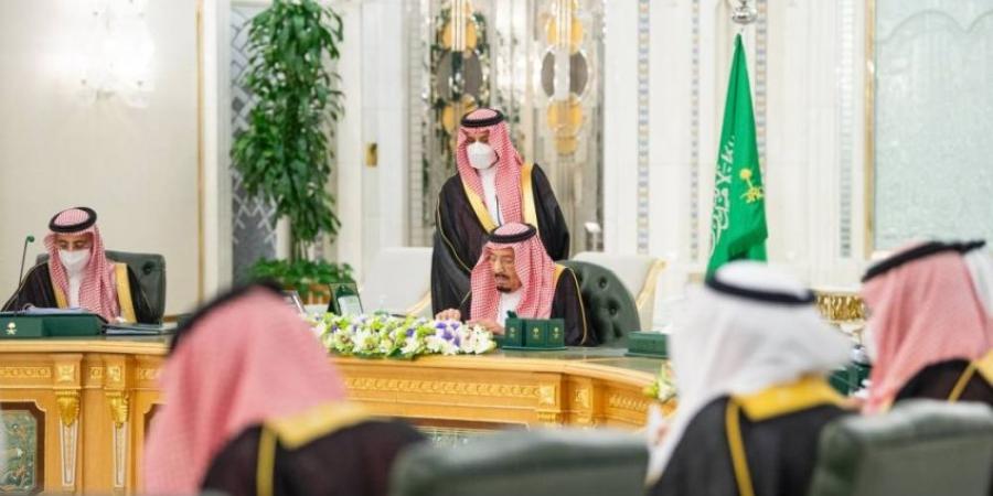 خادم الحرمين الشريفين يرأس جلسة مجلس الوزراء في جدة - المساء الاخباري