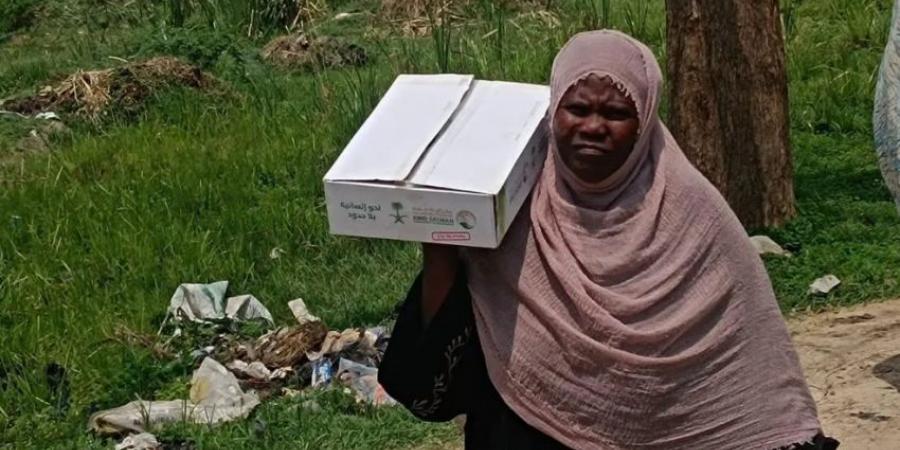 سلمان للإغاثة يوزع 800 كرتون تمر في محلية ربك بولاية النيل الأبيض بالسودان - المساء الاخباري