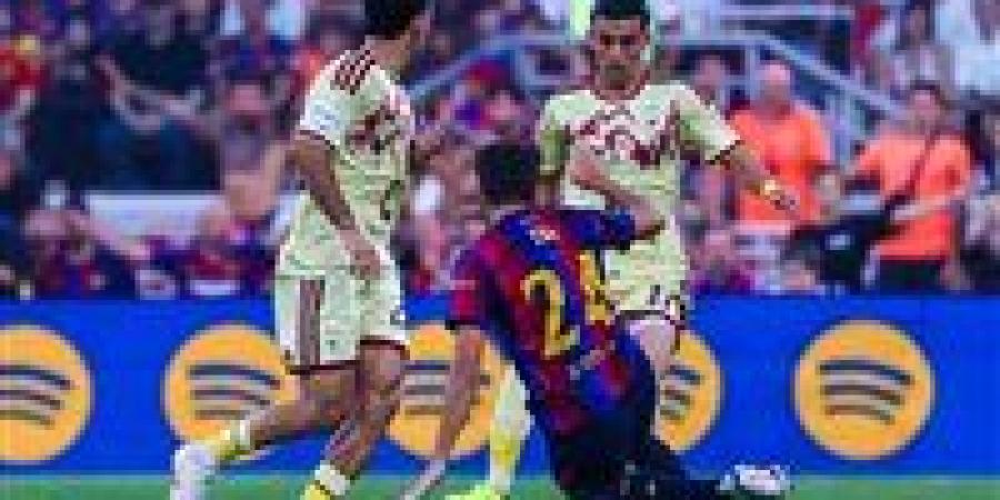 الأهلي يبدأ مشواره في الدوري أمام إنبي بعد خسارة برشلونة.. موعد المباراة والتفاصيل