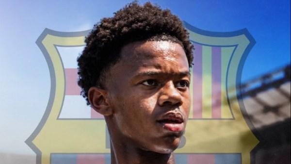برشلونة ينجز صفقة المدافع الألماني بناءً على طلب هانز فليك