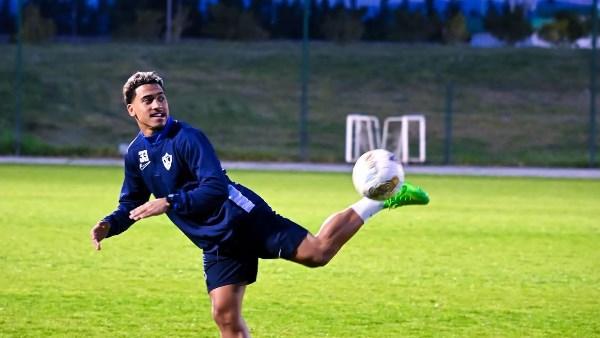 نجم الزمالك السابق يؤكد عدم وجود لاعب قادر على تعويض بيزيرا