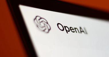 حرب الأجهزة الذكية تشتعل.. OpenAI تتهم آبل بمحاولة عرقلة صعودها