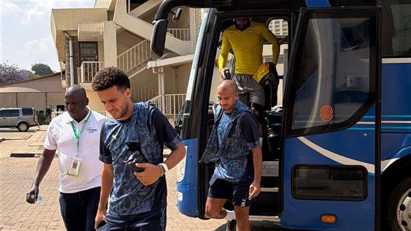 بيراميدز يصل إلى استاد نيايو تحضيرًا لمواجهة جورماهيا في دوري أبطال أفريقيا