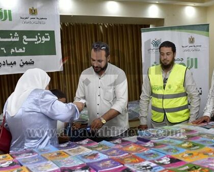 توزيع 500 شنطة ومستلزمات مدرسية على الطلاب الأولى بالرعاية بحضور وكيلة التضامن في الفيوم