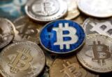 بيتكوين تتراجع دون 76 ألف دولار بعد رفض مجلس الشيوخ قانون “كلاريتي”