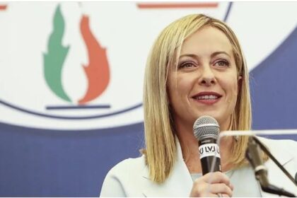 رئيسة وزراء إيطاليا تؤكد عزمها على استكمال ولايتها ورفضها لإجراء انتخابات مبكرة