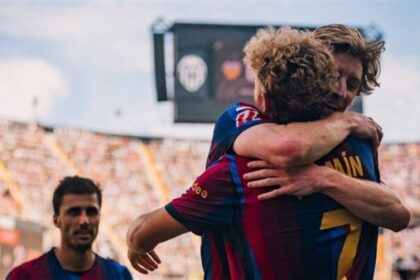 تحديد موعد مباراة برشلونة وإشبيلية وتفاصيل القنوات الناقلة في الدوري الإسباني