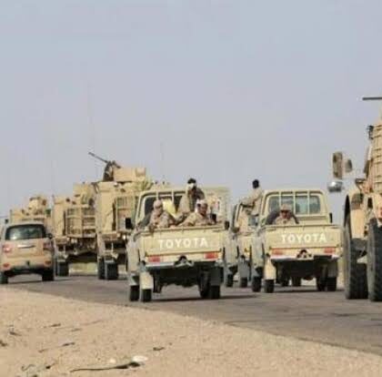 مقتل 13 من عناصر الجيش اليمني في اشتباكات مع الحوثيين في لحج وتعز