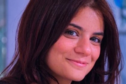رنا أمين تناقش تأثير زر واحد على سمعتك ووسائل السوشيال ميديا في التنكيل بالآخرين