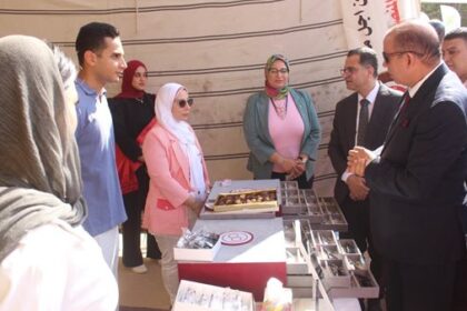 افتتاح معرض للمستلزمات الدراسية المخفضة بجامعة المنصورة مع بدء العام الدراسي الجديد