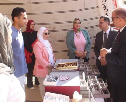 افتتاح معرض للمستلزمات الدراسية المخفضة بجامعة المنصورة مع بدء العام الدراسي الجديد