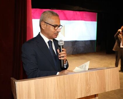 محافظ بني سويف يشارك في اللقاء الوطني احتفالاً بزيارة البابا تواضروس الثاني للمحافظة