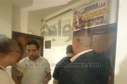 إلقاء القبض على شخص ينتحل صفة طبيب ويحوز مستحضرات تجميل ومكملات غذائية غير مطابقة بالفيوم