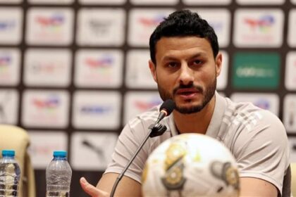 الأهلي يصف تصريحات المدير الفني للمنتخب حسام حسن بغير المسؤولة ويؤكد أنها تعكس رؤية محدودة