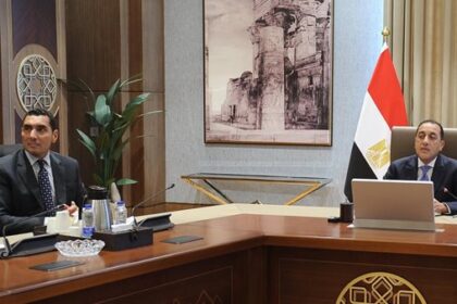 رئيس الوزراء يناقش مع وزير الشباب والرياضة محاور جلسة القطاع استعداداً لمؤتمر أكتوبر