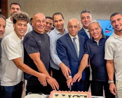 سفير مصر يهنئ منتخب البلاد على انتصاره أمام جنوب السودان