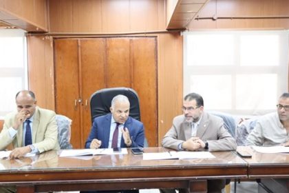 قبيصي يقوم برئاسة مقابلات المتقدمين للجان امتحانات الشهادات العامة في محافظة الدقهلية