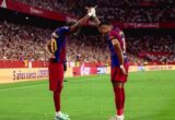 رافينها يسجل هاتريك ويقود برشلونة لانتزاع انتصار ساحق على إشبيلية بثلاثة أهداف في الدوري الإسباني