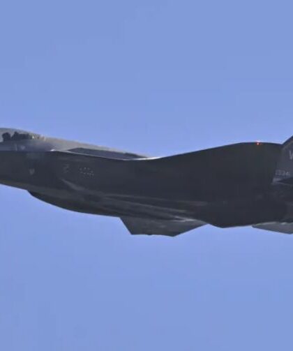 طيار إيراني مخضرم يتساءل عن تفاصيل إنقاذ طيار F-15E الأمريكي بعد تعرضه لارتطام عند سرعة 160 كم وإصابات متعددة