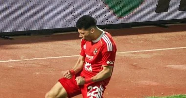 عموتة وإمام عاشور يجمعان جلسة خاصة لتوضيح أسباب الاستبعاد أمام سموحة