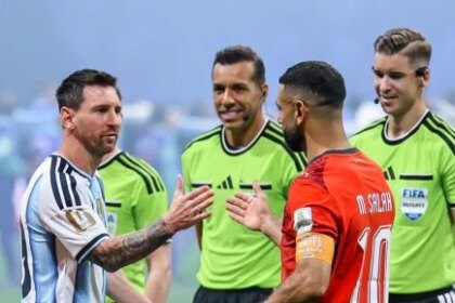 طاقم حكام مباراة مصر وأنجولا في تصفيات أفريقيا 2024: التفاصيل الكاملة