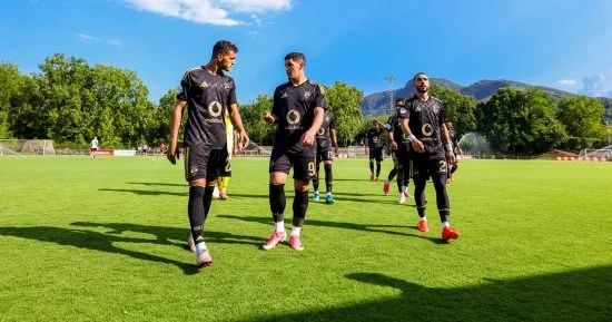 الأهلي يكثف تدريباته استعداداً لمباراة أبو قير للأسمدة في الدوري الممتاز