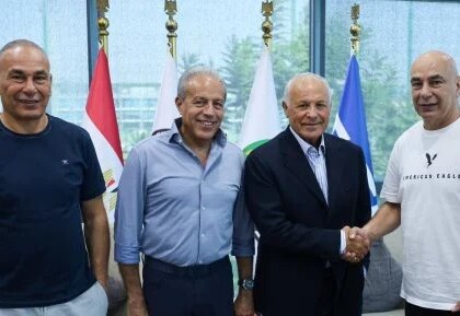 اجتماع موسع مع الأجهزة الفنية لمنتخبات الشباب والناشئين في اتحاد الكرة لتعزيز الأداء
