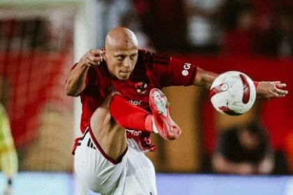 عمرو الجزار يلتحق بألمانيا غدًا لإجراء جراحة الرباط الصليبي بنجاح