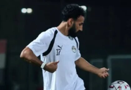 منتخب مصر يسلط الضوء على مهند لاشين: نجم الأداء الذهبي في الملعب