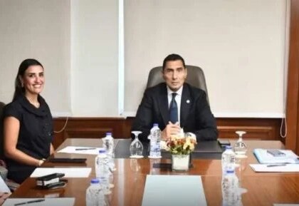 وزير الرياضة يناقش تحضيرات المنتخب الوطني مع رئيس اتحاد الإسكواش