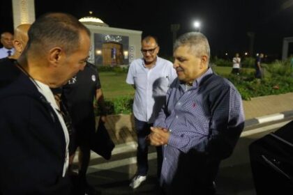رئيس قناة السويس يجتمع مع الشربينى والجهاز الفني لمنتخب الشباب بالإسماعيلية