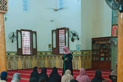 «استئناف جلسات “الدوار” في قرى حياة كريمة لتوعية المواطنين بقضايا الأسرة والسكان من قبل قومي المرأة بالشرقية»
