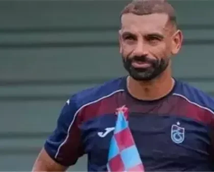 محمد صلاح يتعرض لمنع القيادة في إنجلترا لمدة 6 أشهر نتيجة مخالفة مرورية