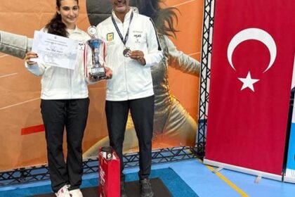 سارة حسني تكتب فصلًا جديدًا في التاريخ بتحقيقها فضية وبرونزية في كأس العالم لسلاح الشيش بتركيا