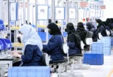 خبير موارد يؤكد لـ«عكاظ»: إلزام العامل بالبقاء خلال فترة الراحة يعتبر انتهاكاً قانونياً