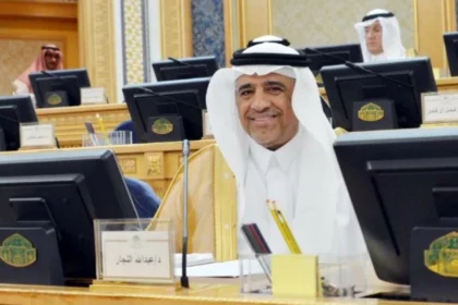 «أعضاء مجلس الشورى يدعون إلى تعزيز كفاءة صناديق وبنوك التنمية في السعودية