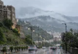 الأرصاد الجوية تحذر من أمطار رعدية وسيول محتملة في 5 مناطق بالمملكة