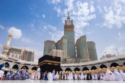 زوال الخطر عن مكة في 15 دقيقة.. تساؤلات حول جرأة الحوثيين على المقدسات