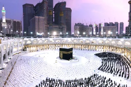 خطر الحوثيين على مكة يتلاشى في ربع ساعة وسط تساؤلات عن مقدساتهم التجارية