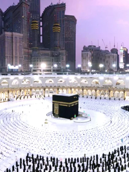 خطر الحوثيين على مكة يتلاشى في ربع ساعة وسط تساؤلات عن مقدساتهم التجارية