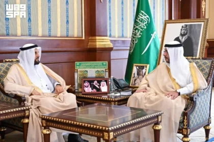 نائب أمير المدينة يناقش سبل تعزيز القطاع الوقفي وزيادة تأثير الأوقاف في التنمية